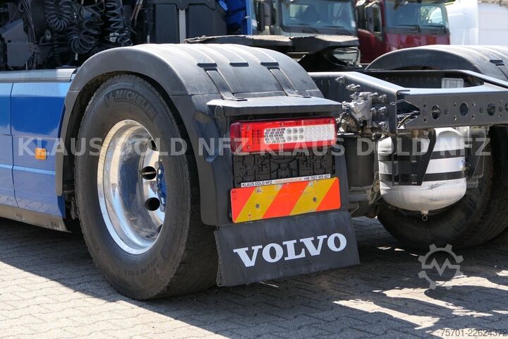 Standard tractor unit VOLVO FH 500 Kipphydraulik Kompressor  X-Track Euro 6