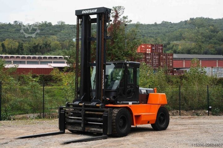 Heavy Forklift - Diesel Doosan D 160 S-5 - nur 4799 Betriebsstunden !!