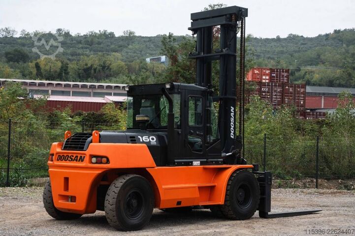 Heavy Forklift - Diesel Doosan D 160 S-5 - nur 4799 Betriebsstunden !!