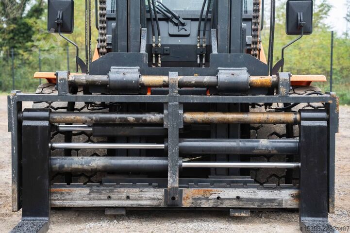 Heavy Forklift - Diesel Doosan D 160 S-5 - nur 4799 Betriebsstunden !!