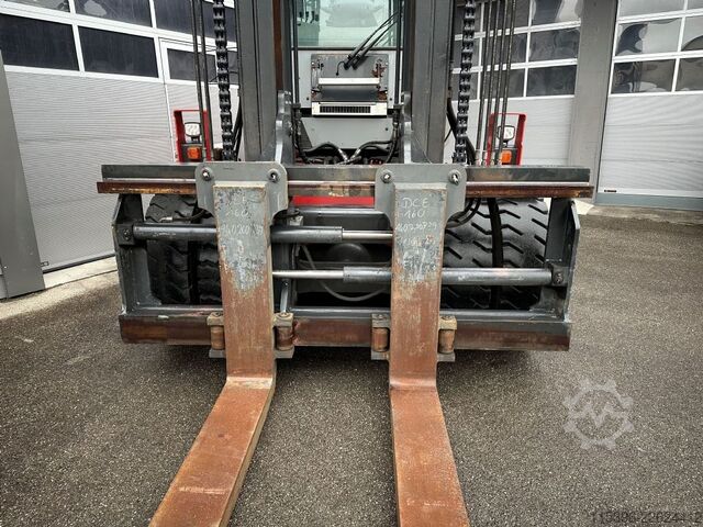Heavy Forklift - Diesel Kalmar DCE 160-12