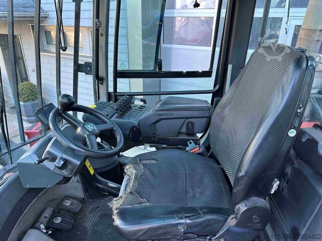 Heavy Forklift - Diesel Kalmar DCG 160-12