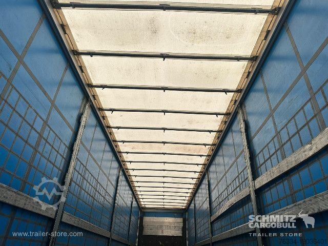 Open semitrailer with tarp Schmitz Cargobull Semitrailer Curtainsider Standard