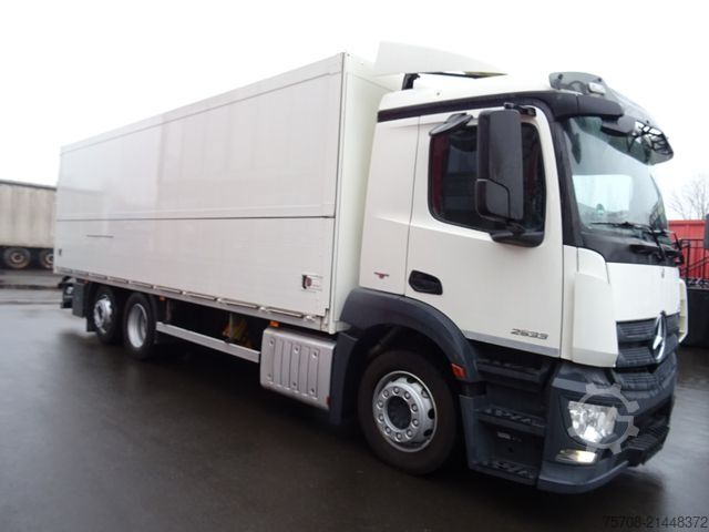 Box truck MERCEDES-BENZ 2533 Antos*7,3m Schwenkwand*LBW*Lift/Lenk*2x AHK