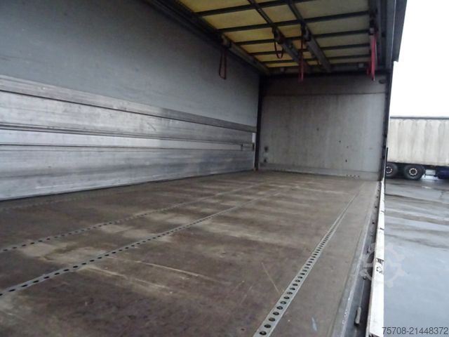 Box truck MERCEDES-BENZ 2533 Antos*7,3m Schwenkwand*LBW*Lift/Lenk*2x AHK