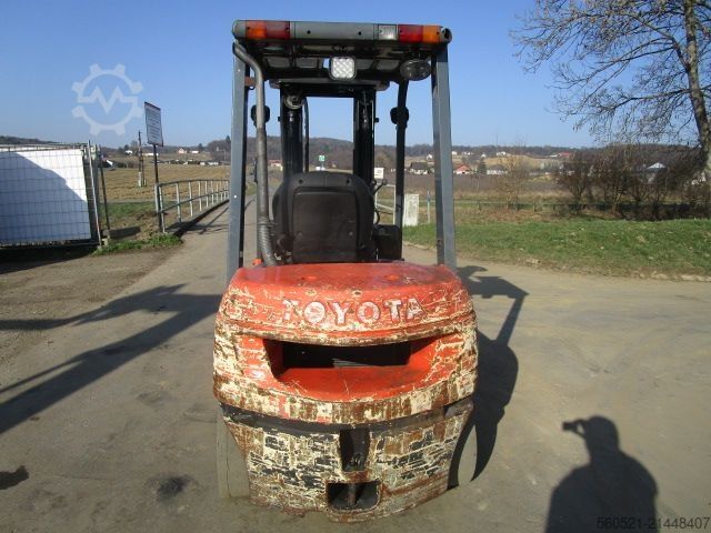 Diesel Forklift Toyota 2,5 Ton. - Triplex-Freihub 4,7m - Seitenschieber