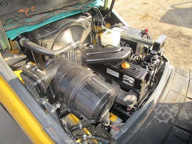 Diesel Forklift Komatsu FD25T - Triplex-Freihub 4,70m + Seitenschieber