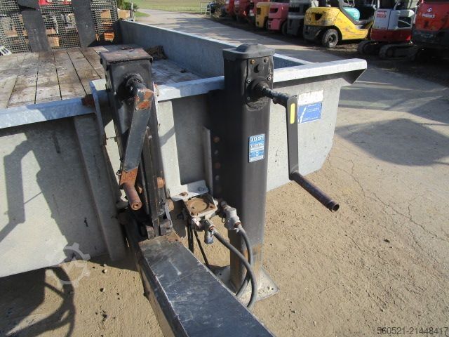 Heavy-duty Trailers Müller Tandemanhänger mit 8 Ton. NL mit Rampe