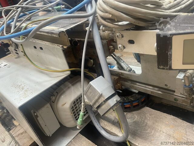 Einlaufautomatisierung WEINIG EM 100