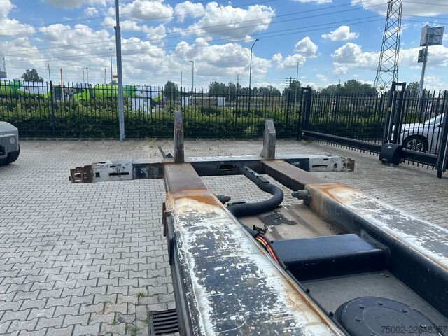 Container transportation D-TEC FLEXITRAILER / 45FT HC MULTI / BPW + drumbrakes...