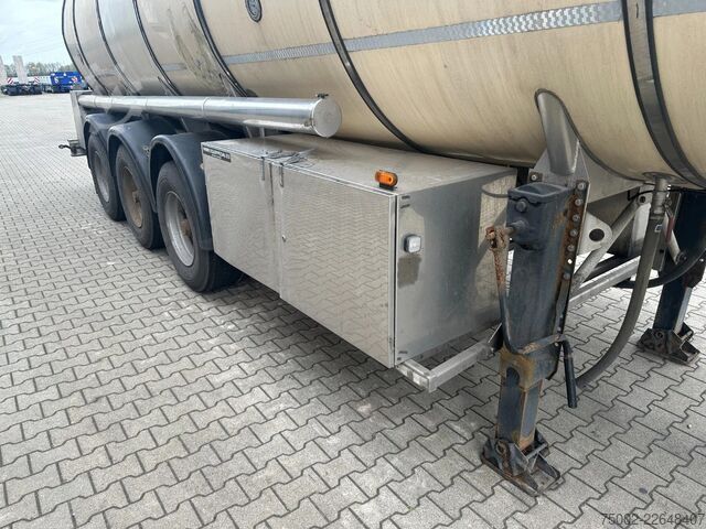 Food tanker Feldbinder LEBENSMITTEL / LEVENSMIDDELEN / FOOD / 33.500L ...