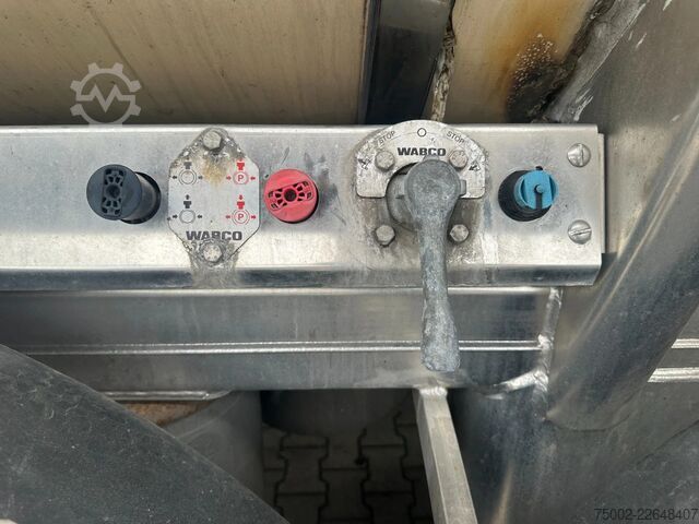 Food tanker Feldbinder LEBENSMITTEL / LEVENSMIDDELEN / FOOD / 33.500L ...