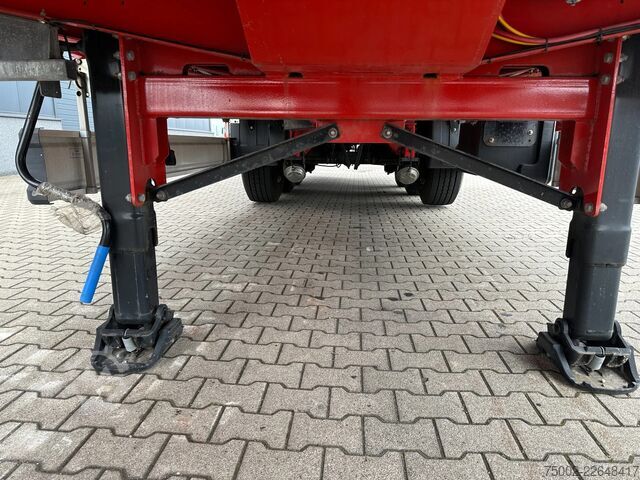 Loading platform Kässbohrer new and unused Heavy-Duty flatbed / 690cm exten...