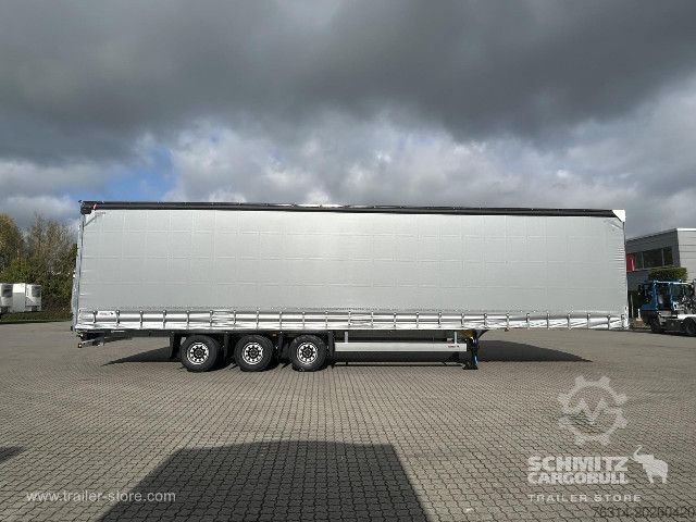 Open semitrailer with tarp Schmitz Cargobull Curtainsider Mega Getränke