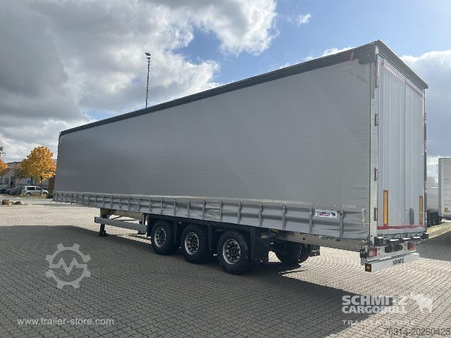 Open semitrailer with tarp Schmitz Cargobull Curtainsider Mega Getränke