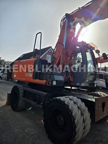Mobile excavator HITACHI ZX130W