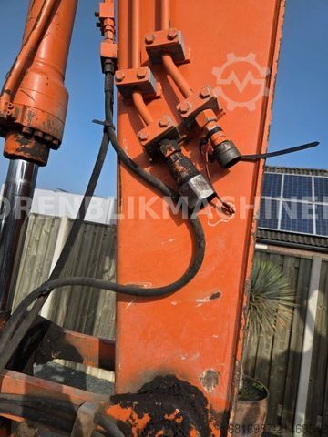 Mobile excavator HITACHI ZX130W