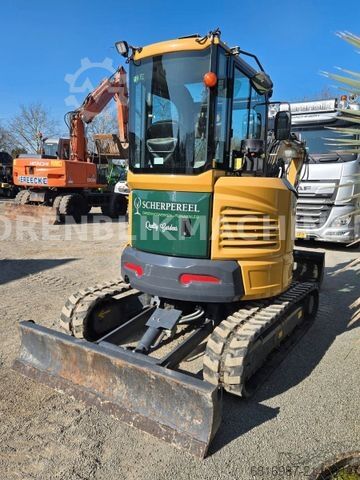 Mini excavator XCMG XE35E