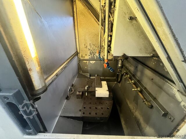 Vertical machining center CHIRON FZ 08 W