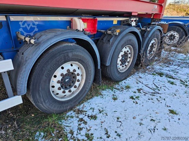 Auflieger-Wechselfahrgestell SCHMITZ CARGOBULL 20" Tankconatinerchassis + Tankcontainer