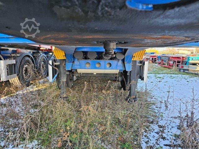 Auflieger-Wechselfahrgestell SCHMITZ CARGOBULL 20" Tankconatinerchassis + Tankcontainer