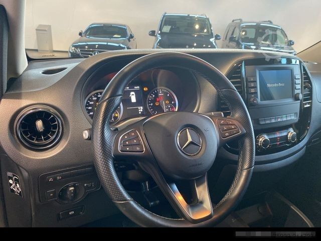 Minibus MERCEDES-BENZ Vito 114 CDI 4x4 Tourer Kompakt AHK, STHZ,4matic