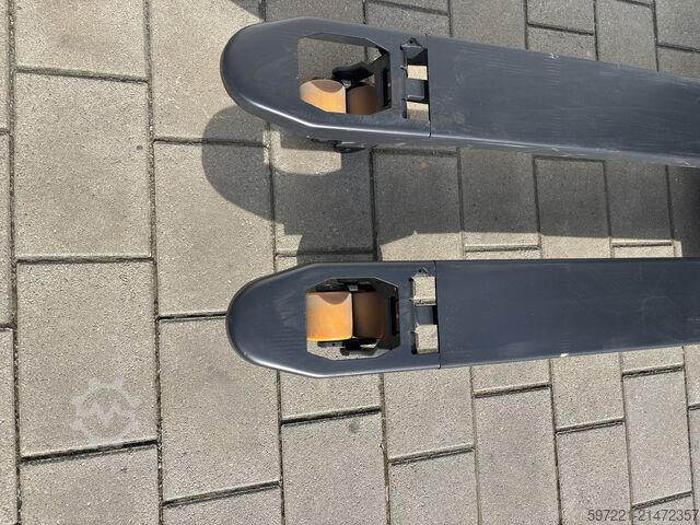 Elektrische Niederhubwagen Bobcat BPM16N