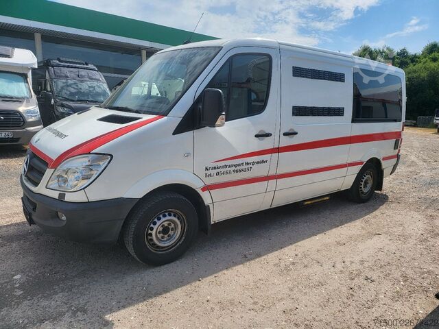 Krankenwagen (Infektionswagen) Mercedes-Benz 906KA35 - Sprinter