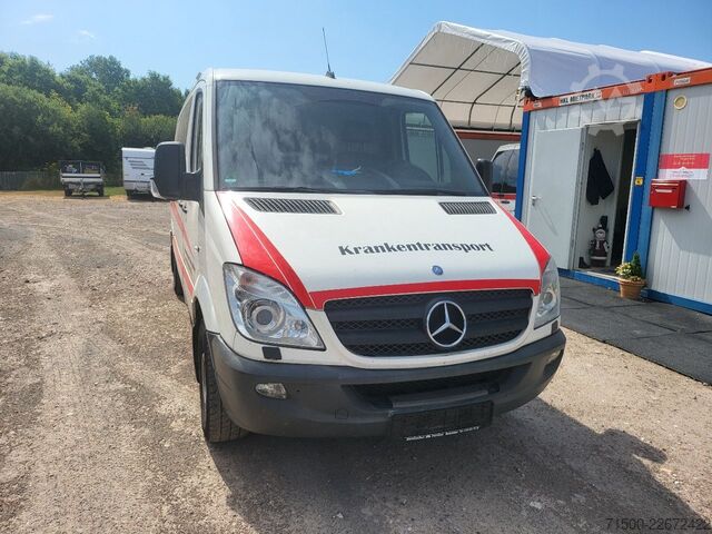 Krankenwagen (Infektionswagen) Mercedes-Benz 906KA35 - Sprinter