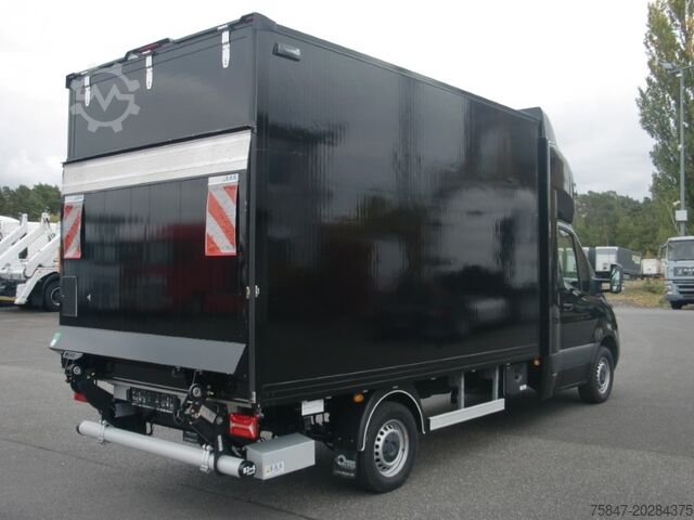 Transporter mit Koffer Mercedes-Benz Sprinter 317 CDI Deepsleeper Navi