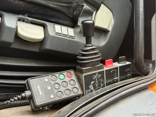 Sonstige MAN TGM 13.250 BL 4x4 Allrad Kran Winterdienst