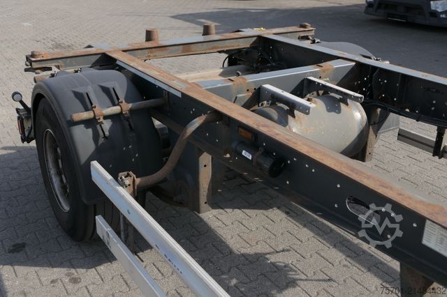 Swap chassis trailer SCHMITZ CARGOBULL AWF 18 BDF Wechselfahrgestell SAF-Achsen