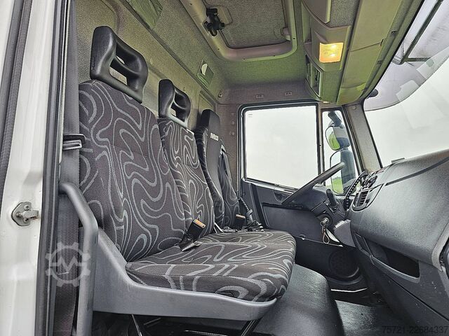 Schiebeplane IVECO 120E22 EUROCARGO Airco WB430 6 Cyl