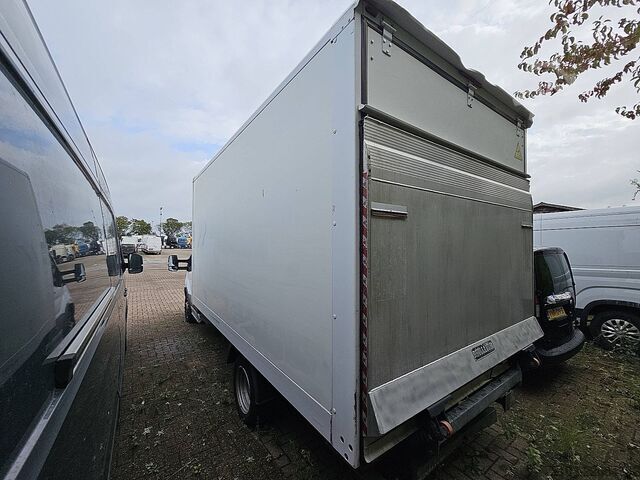 High-roof van FORD TRANSIT