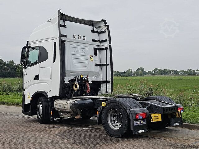 Standard-SZM IVECO S-WAY AS440S48