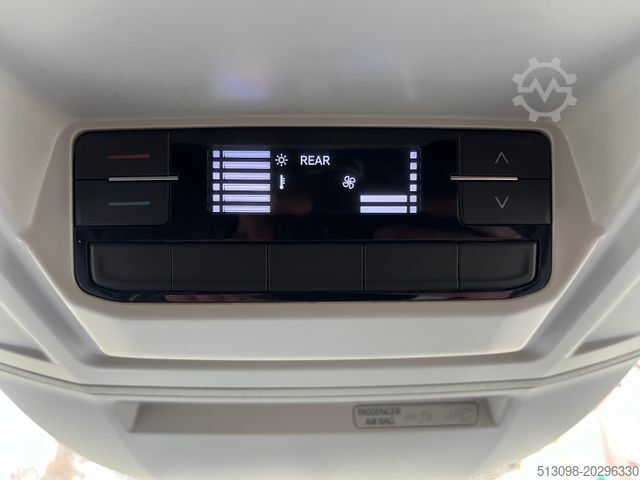 Kleinbus VOLKSWAGEN CRAFTER AUTOMATIK 8 SITZER STANDHEIZUNG KAMERA