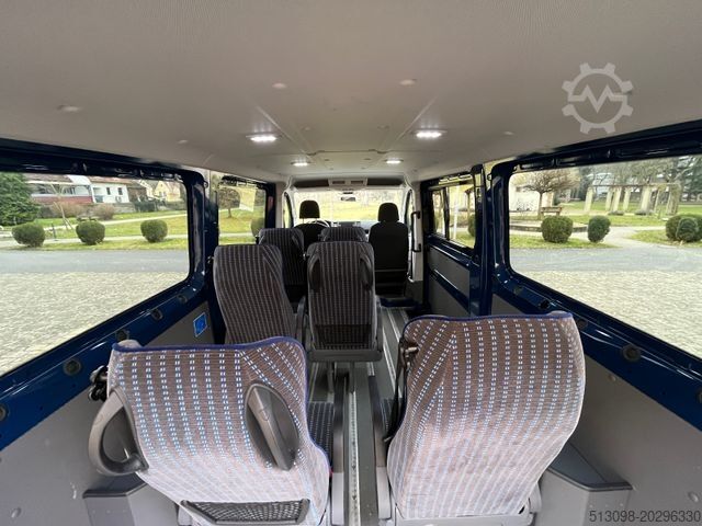 Kleinbus VOLKSWAGEN CRAFTER AUTOMATIK 8 SITZER STANDHEIZUNG KAMERA