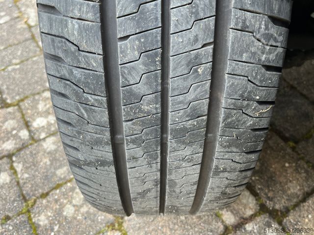 Kleinbus VOLKSWAGEN CRAFTER AUTOMATIK 8 SITZER STANDHEIZUNG KAMERA