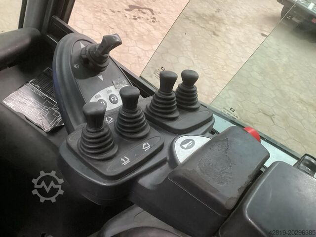 Electric 4-wheel forklift STILL RX60-80