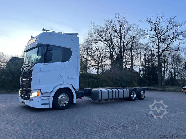 Chassis with cab Scania S580 6x2/4 Full options King of Road