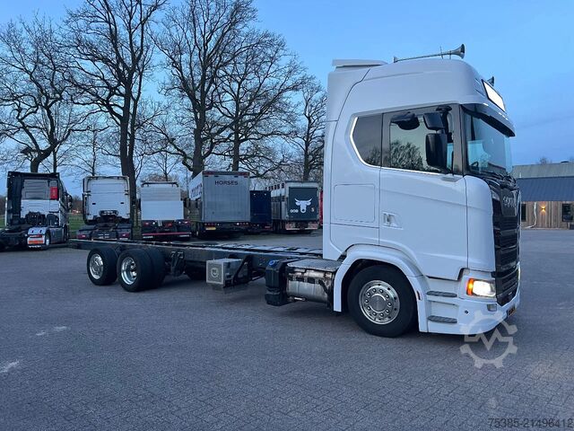 Chassis with cab Scania S580 6x2/4 Full options King of Road