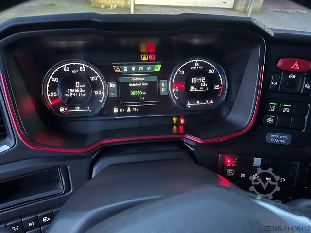 Chassis with cab Scania S580 6x2/4 Full options King of Road