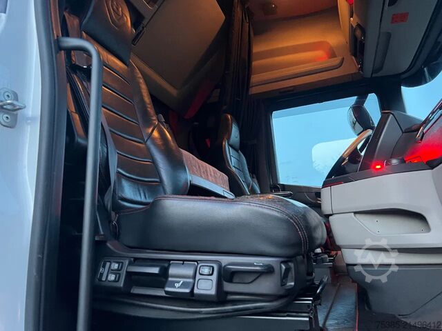 Chassis with cab Scania S580 6x2/4 Full options King of Road