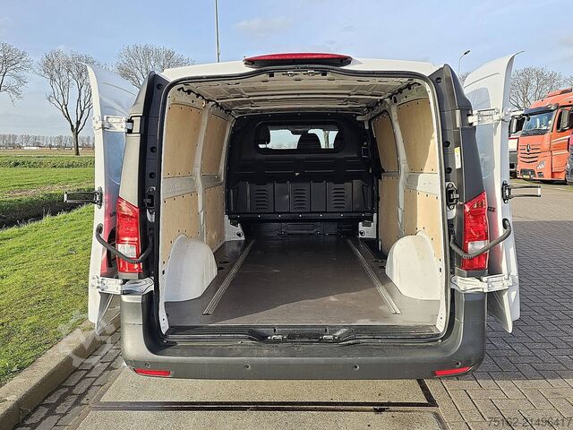 High-roof van MERCEDES-BENZ VITO 116 L3 Automaat Navi