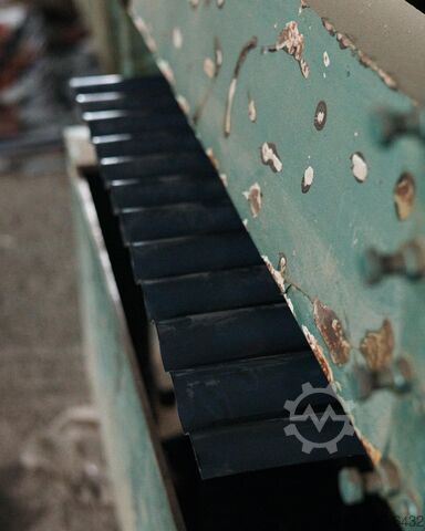 Roll forming line  