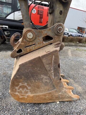 Kettenbagger Volvo EC240B NCL