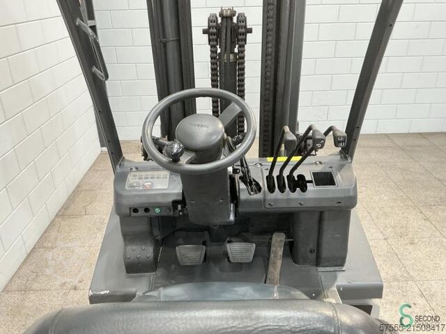 Forklift Nissan UGD 02 A 30 PQ