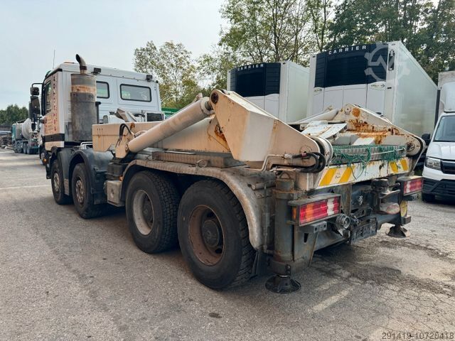 Spezial-LKW MERCEDES-BENZ Actros 3243 8x4 BB Silo Austeller Bj 2002