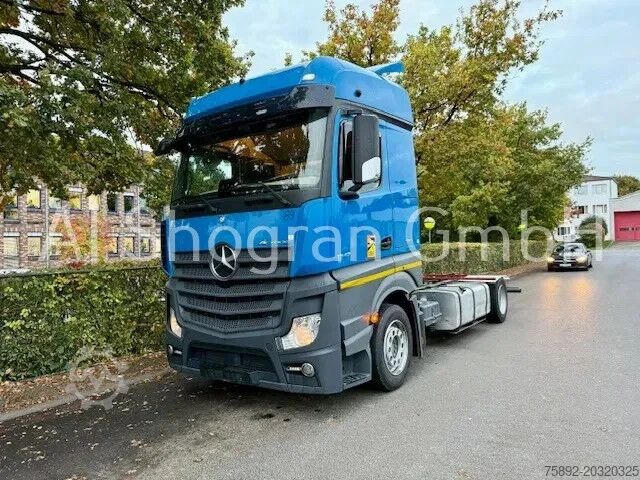 Chassis with cab Mercedes-Benz Actros 1942 BigSpace/Retarder/Voll Luft/Eu6