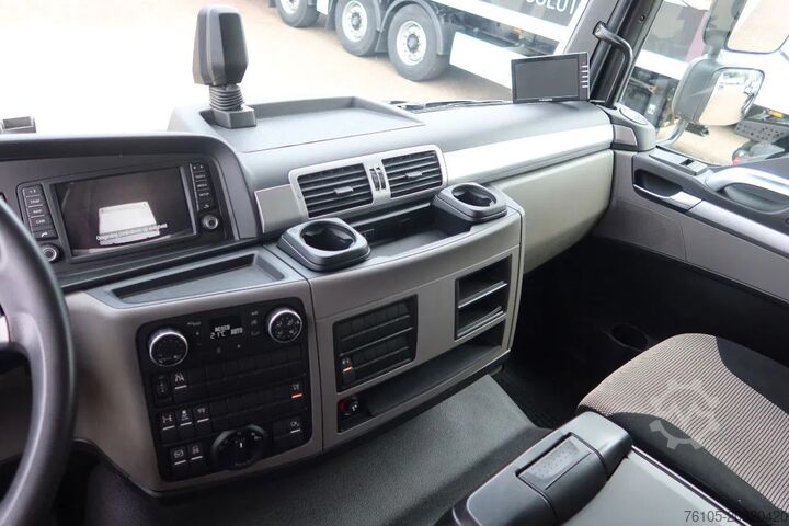 Box body MAN 26.320 TGM Bak+Klep stuur lift as Bar klep 2.00...